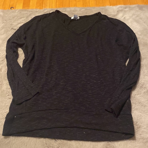 Bundle of Womens Long Sleeves! Many all Xs but all sizes are in the description - Picture 10 of 10